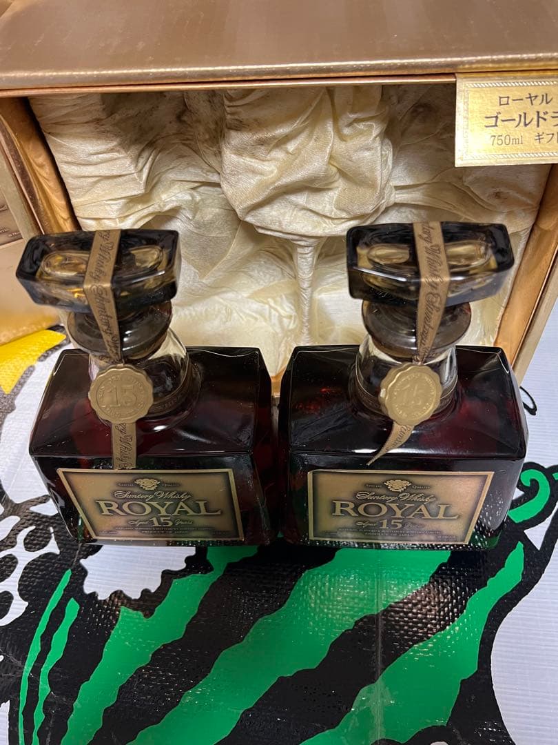 サントリーウイスキー ロイヤル 15年 ゴールドラベル 750ml 2本セット