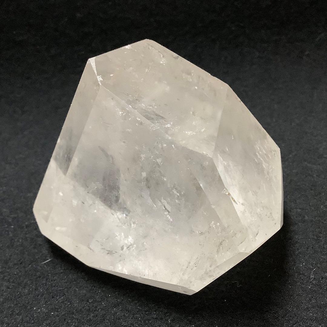 【神々の山、強力な浄化力】天然石 虹入りヒマラヤ水晶 原石 ７６５.５ｃｔ.