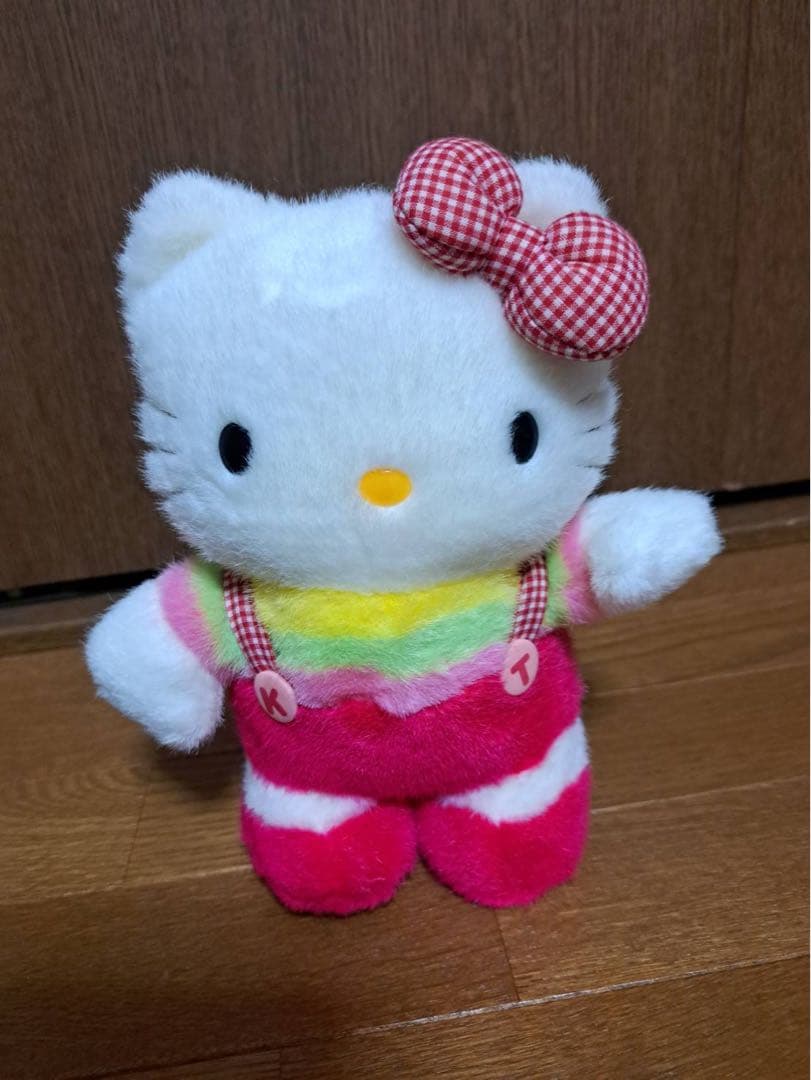 平成レトロ　ハローキティ　ぬいぐるみ　自立型