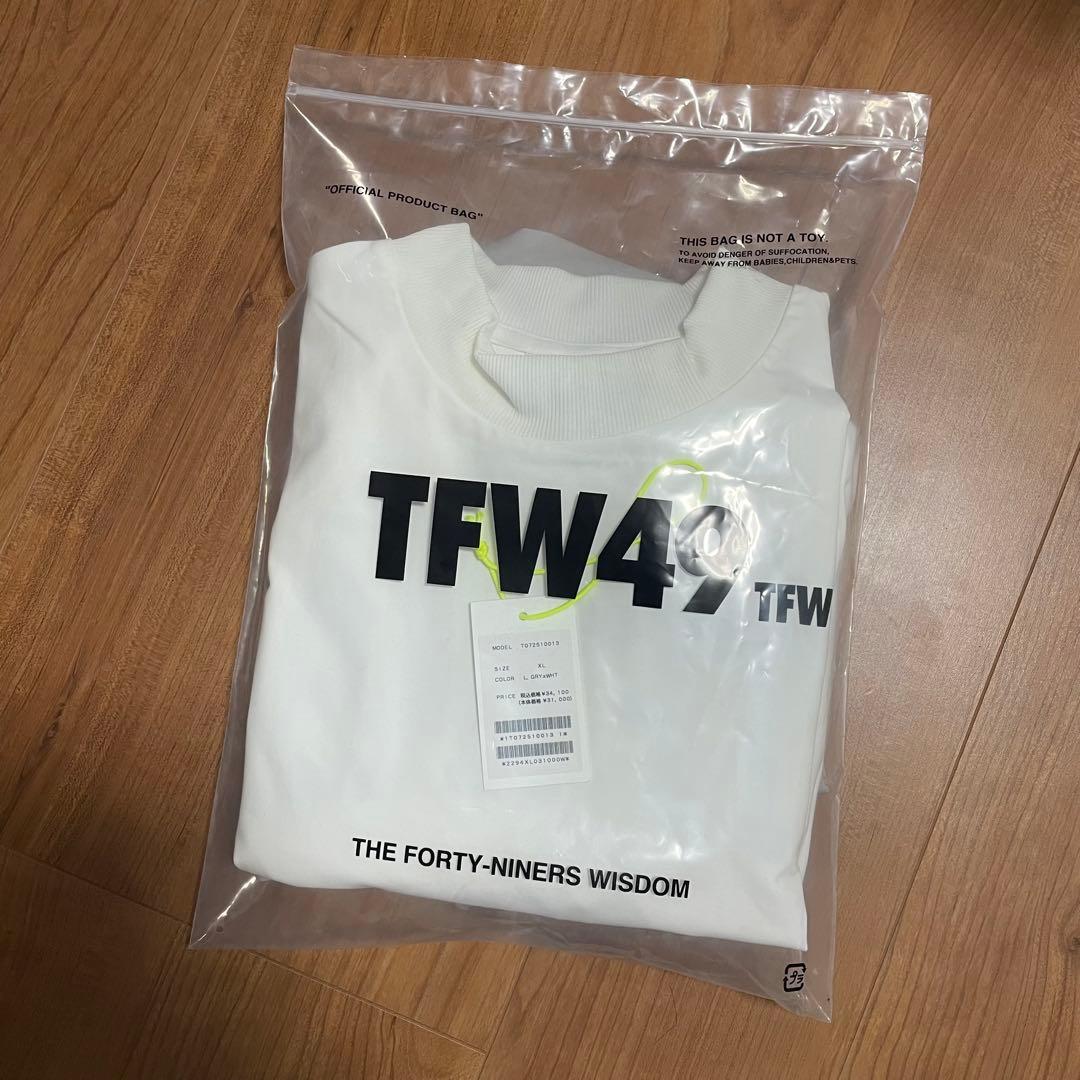 TFW49 セットアップ　XL ゴルフ ホワイト　グレー