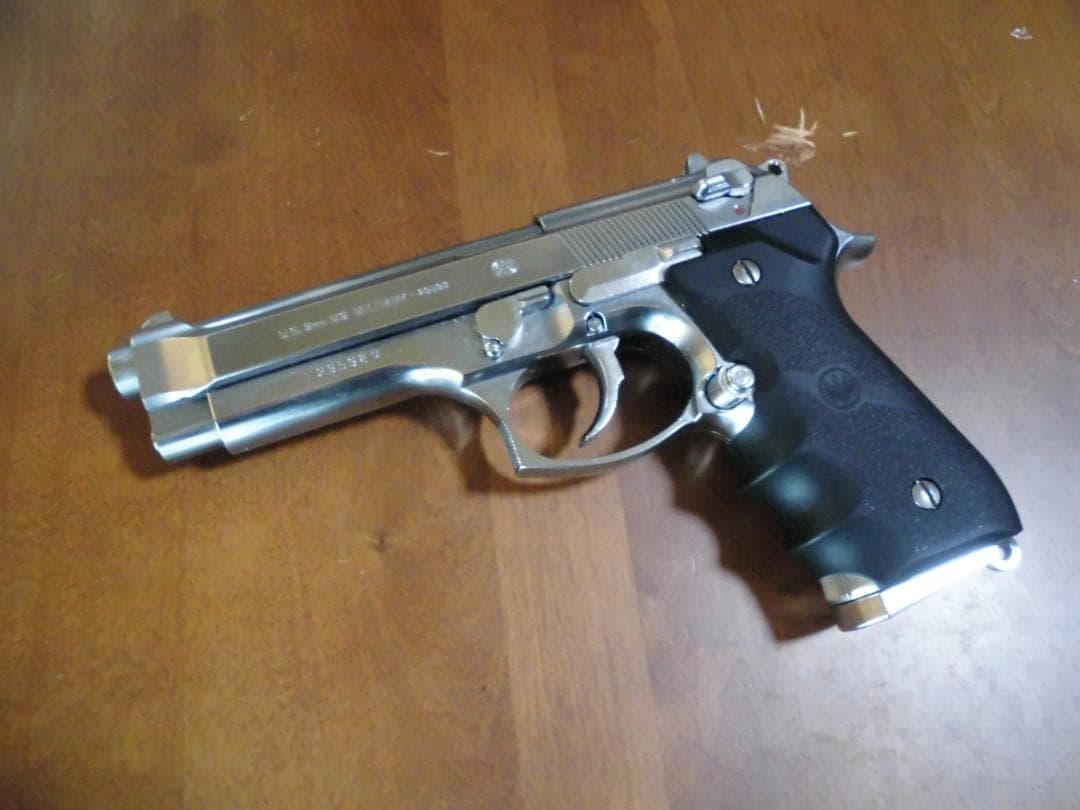 東京マルイ ベレッタM92F ステンレス ガスブロプラスチック製