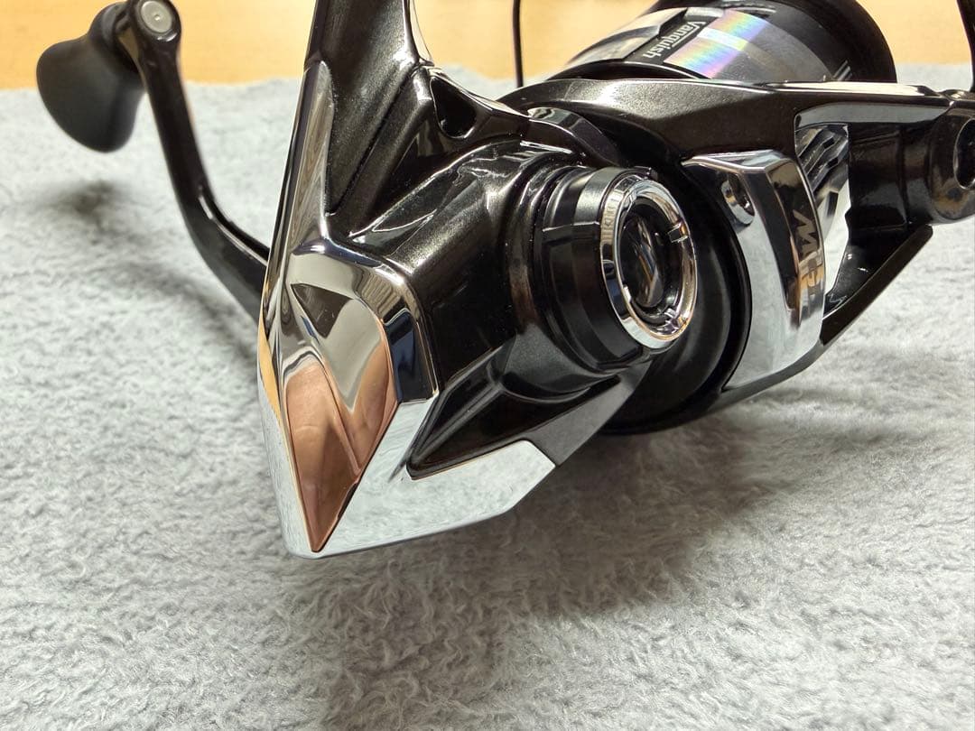 シマノ　23ヴァンキッシュ 2500SHG 美品