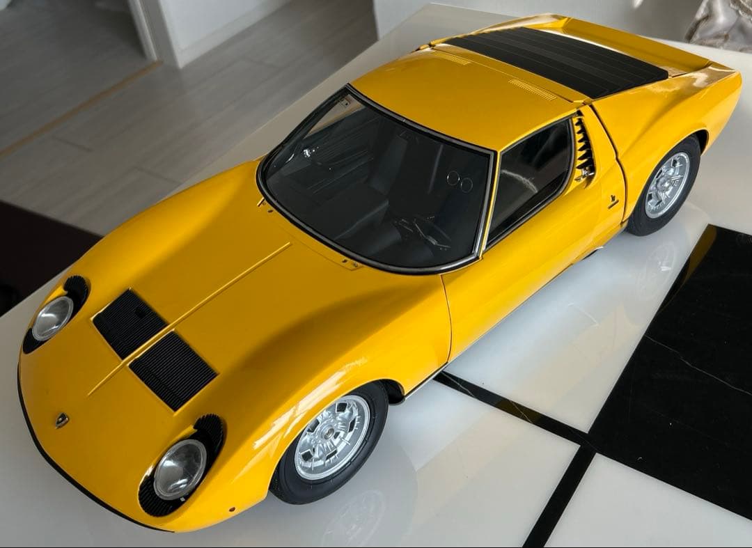 貴重品❗️1/8 ランボルギーニ ミウラ イエローコレクションとしても高い価値
