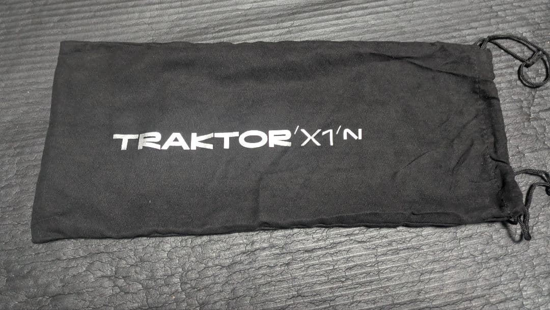 DJ機材 traktor X1 mk3