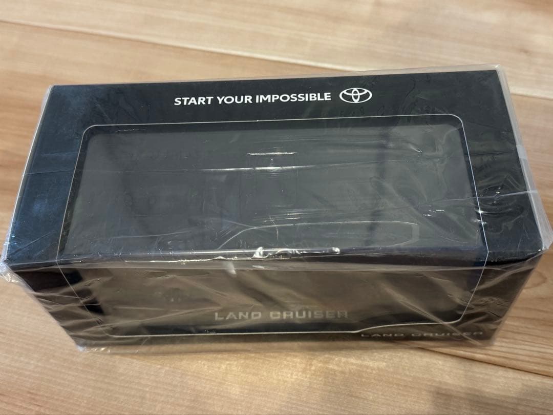 ランドクルーザー ミニカー 1/30スケール ダイキャスト製