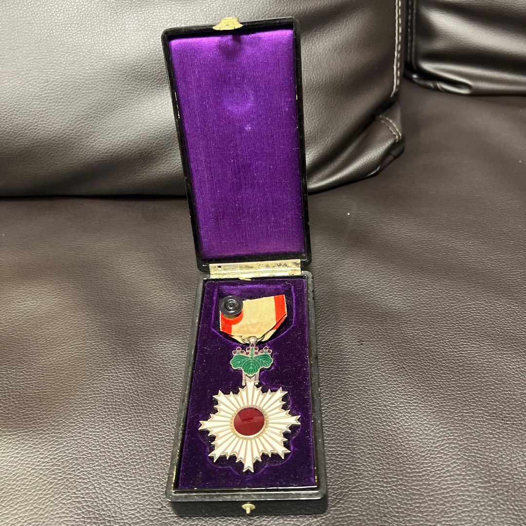 『アラレ３号』　大日本帝国 旧日本軍　功四級金鵄勲章　勲六等単光旭日章