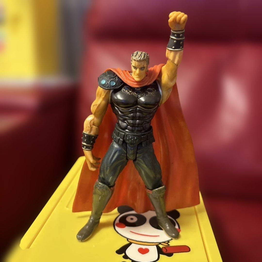 激レア・北斗の拳・ラオウ・関節が動くフィギュア