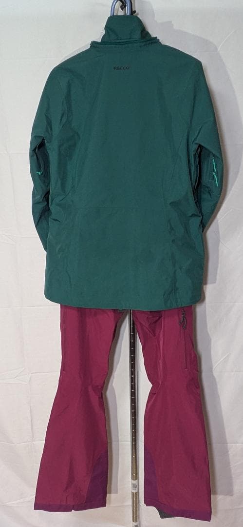 ②Patagonia スキーウエア　上(S)/下(XS) セット 　美品！