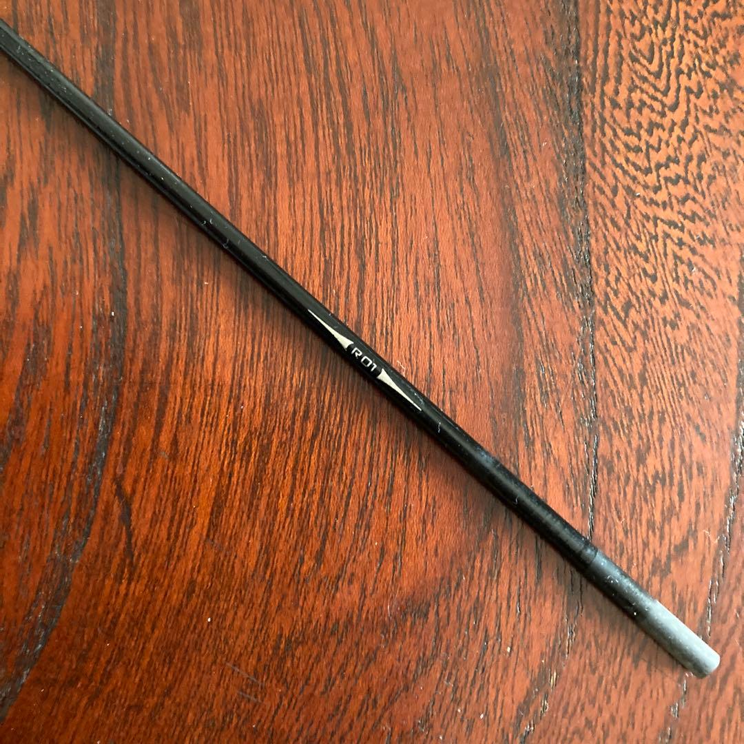 シマノ　鮎別売ソリッド替穂先　品番R01