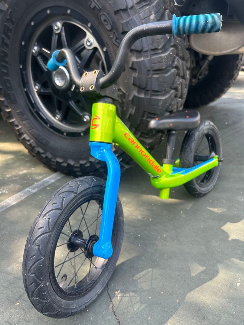 CANNONDALEキャノンデール 片持ちレフティ 限定車 ストライダー キッズ