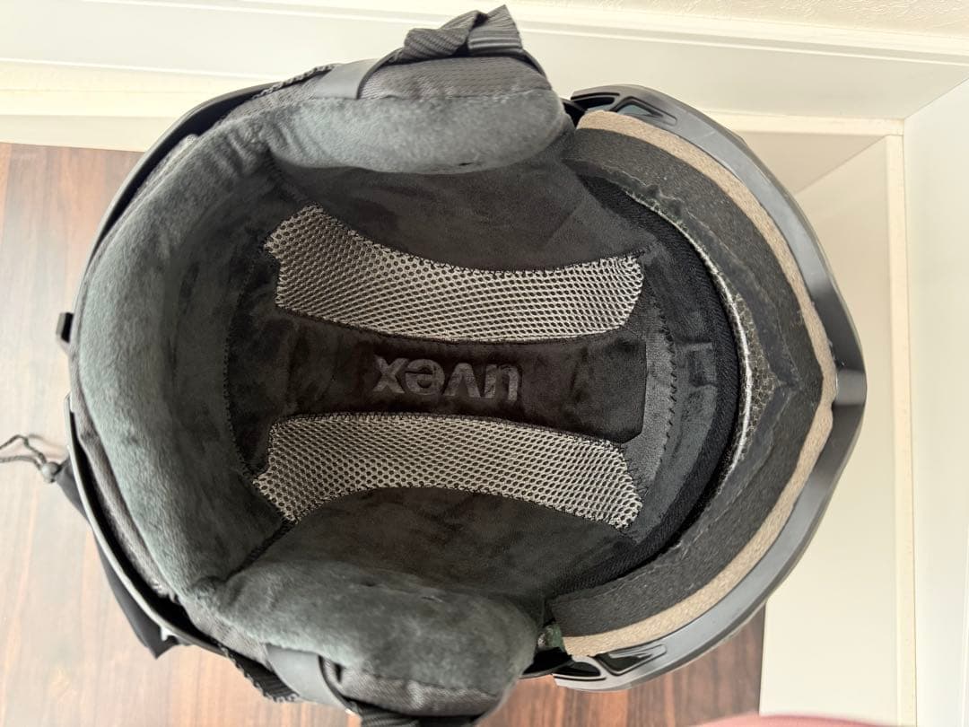 uvex バイザーヘルメット 58-61 スノーボード　スキー ヘルメット