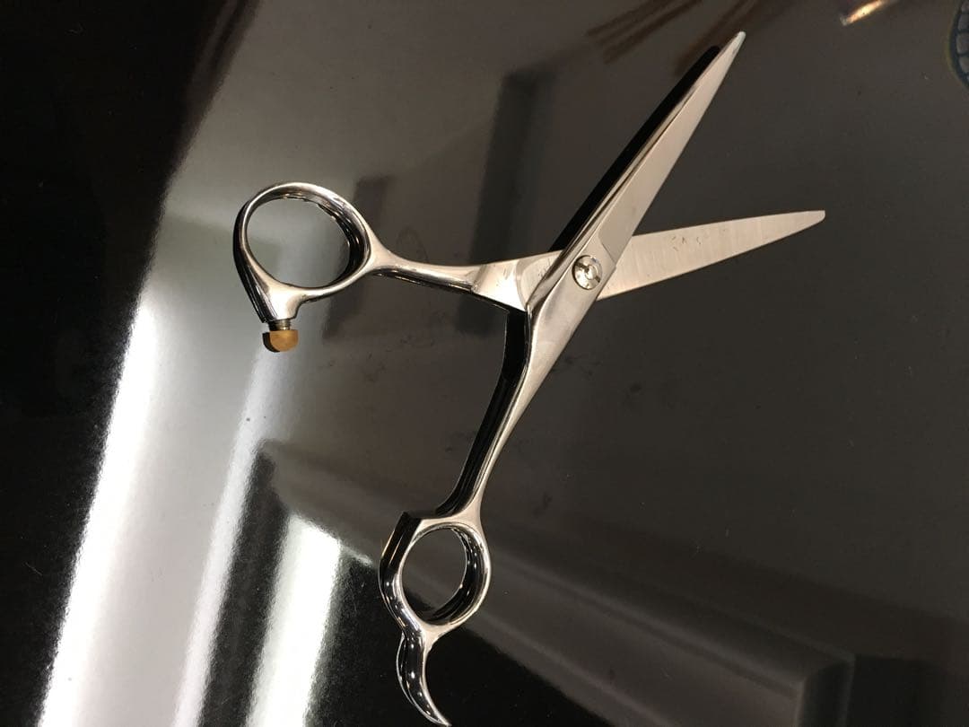 5.5インチ シザー 新品試し切りのみ 雷光