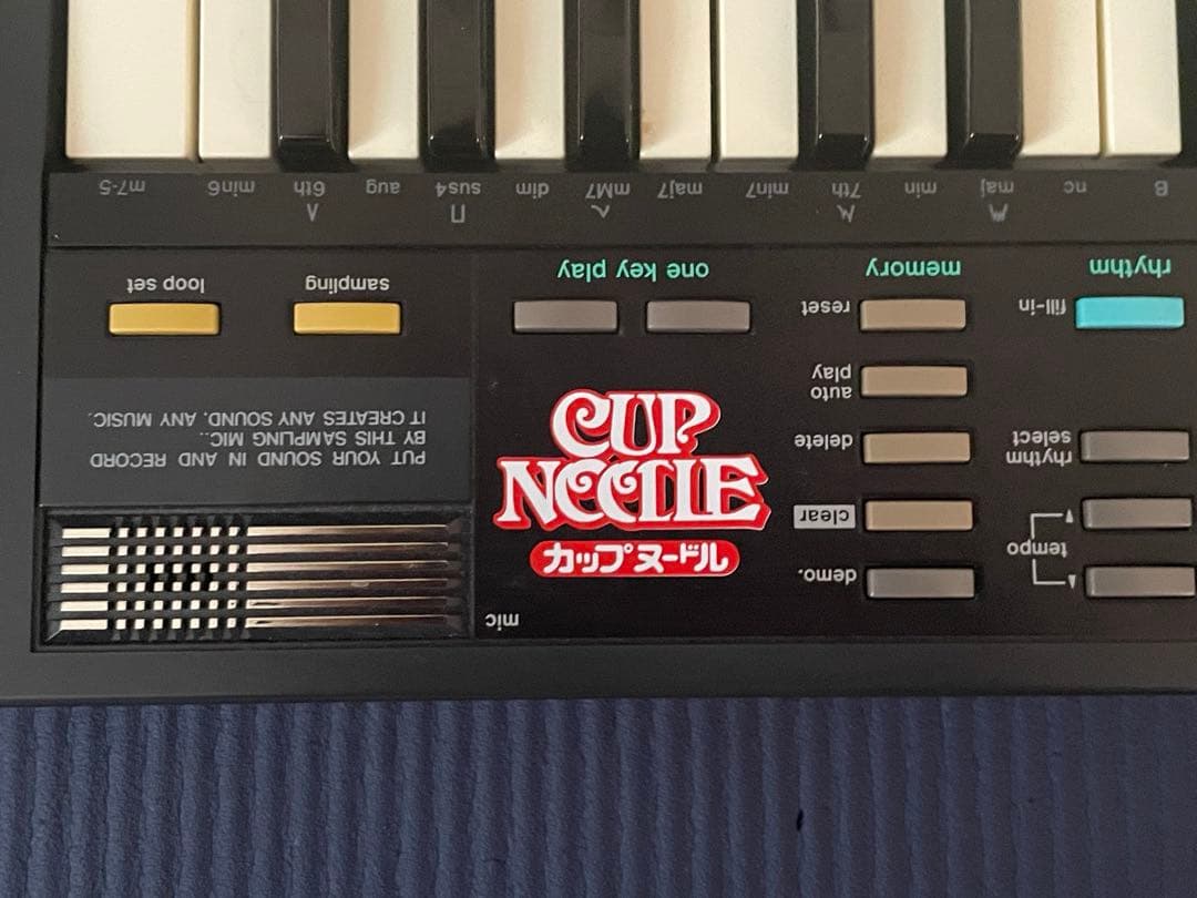 Cup Noodle デジタルシンセサイザー 37鍵
