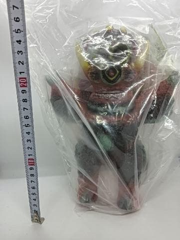 安楽安作 ササカマビクチー 赤 未開封 メディコムトイ M1号 ベアモデル