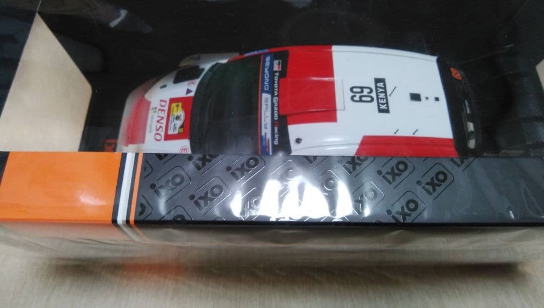 ixo イクソ　GRヤリス#69 1/18