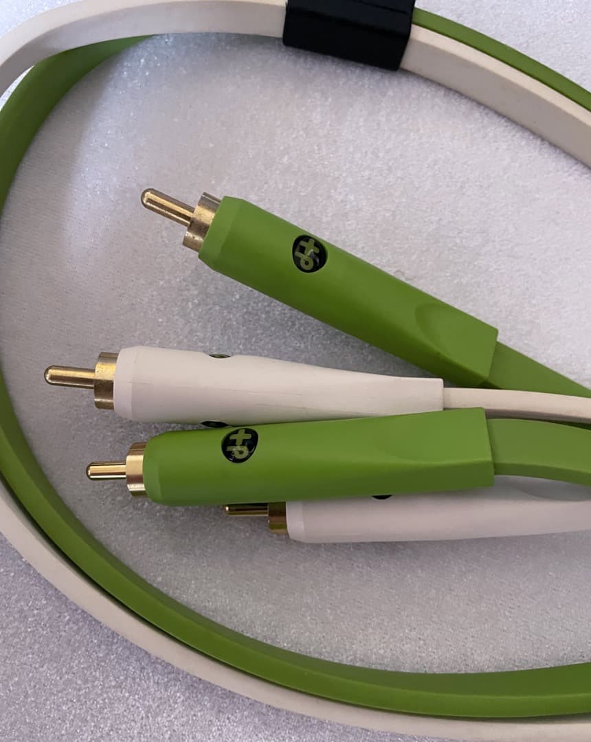 TRAKTOR KONTROL S4 MK2 4チャンネル ほぼ未使用 オマケ付