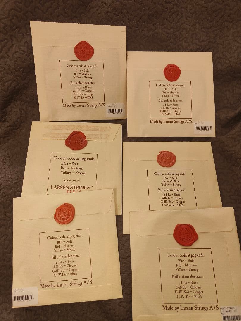 新品 チェロ弦6本+おまけ LARSEN STRINGSラーセンフルセット