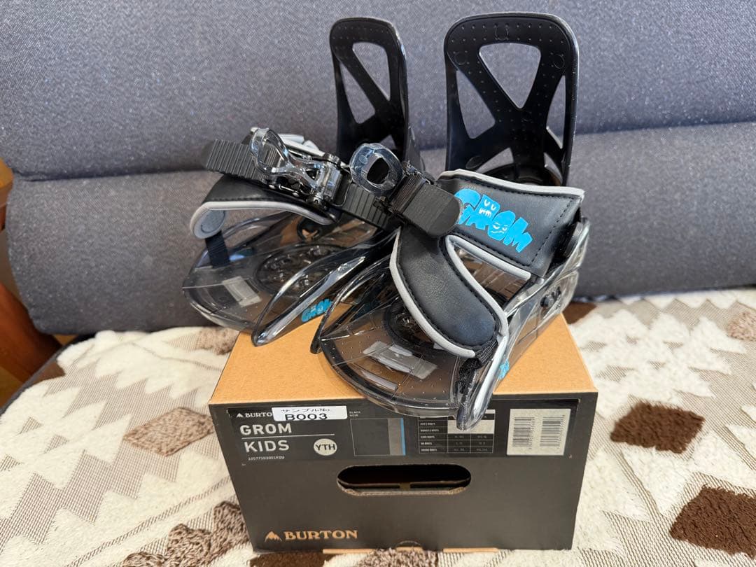 BURTON GROM KIDS スノーボードバインディング YTH(Sサイズ)