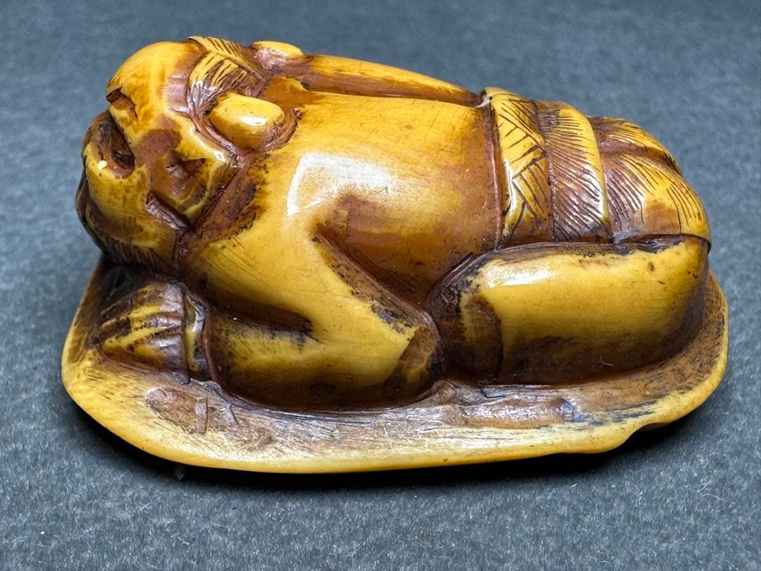 極上　鬼根付　天然素材　アンティーク　和彫　置物　骨董　飾り物　古美術品