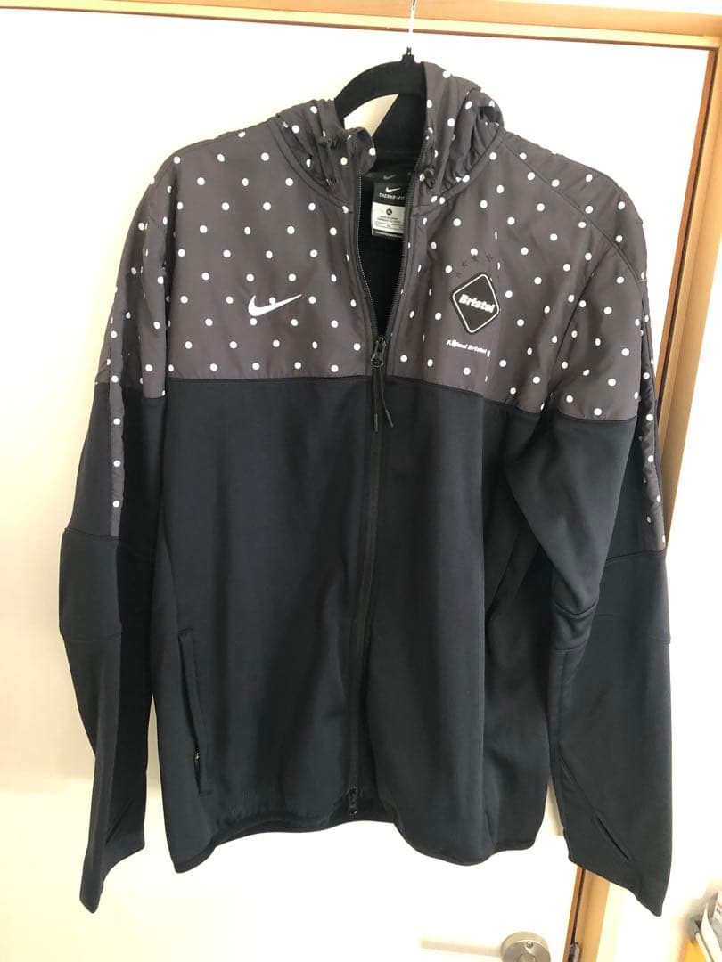 FCRB×NIKEセットアップ