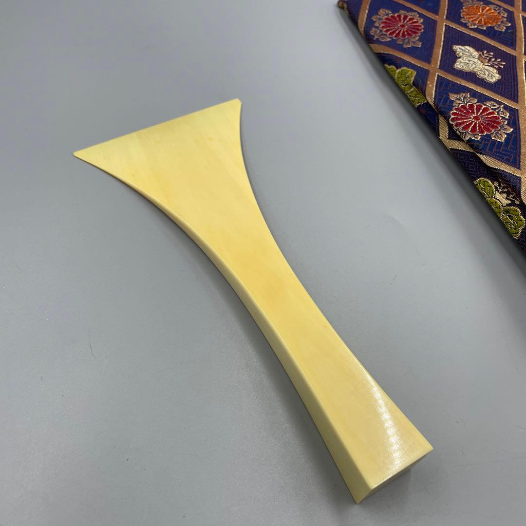 239ヴィンテージ 天然素材　三味線バチ　重さ約116g