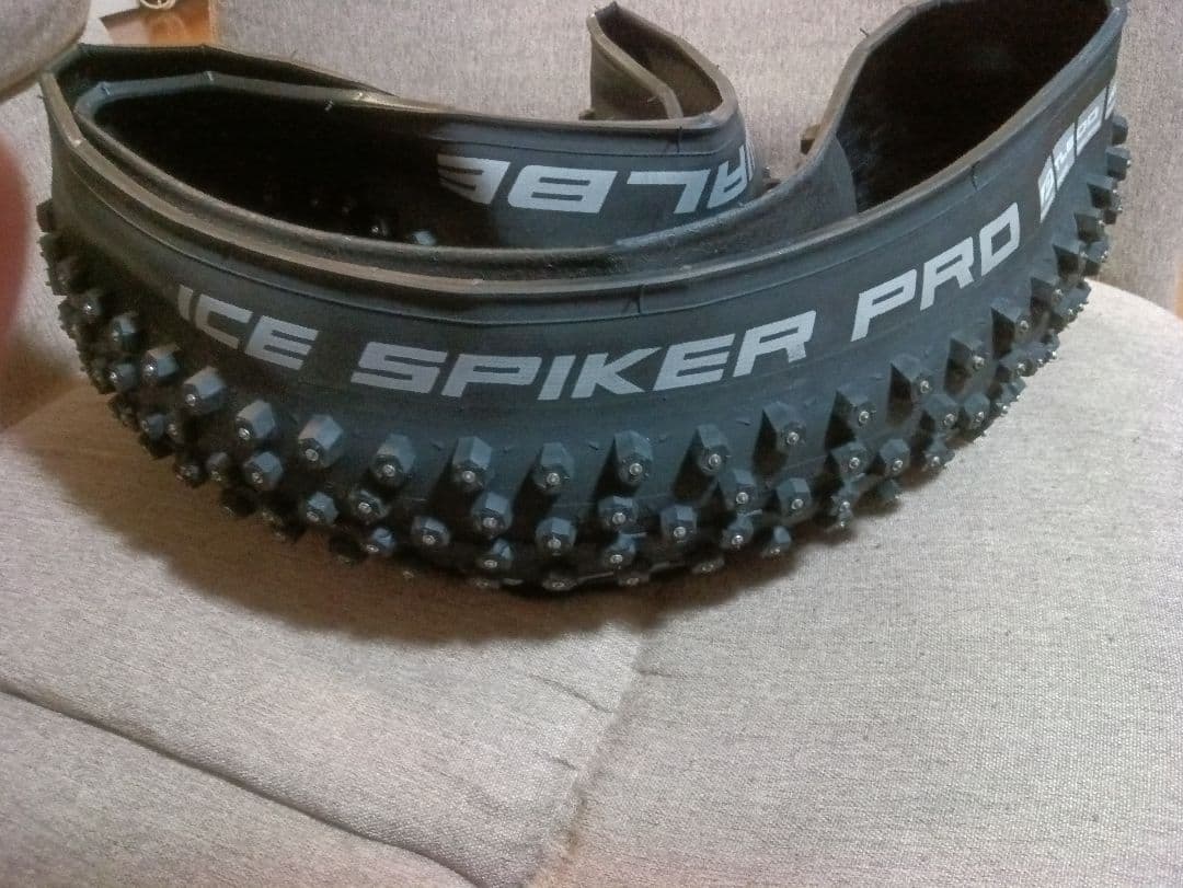 SCHWALBE　ICE SPIKER PRO 27.5 ２本セット