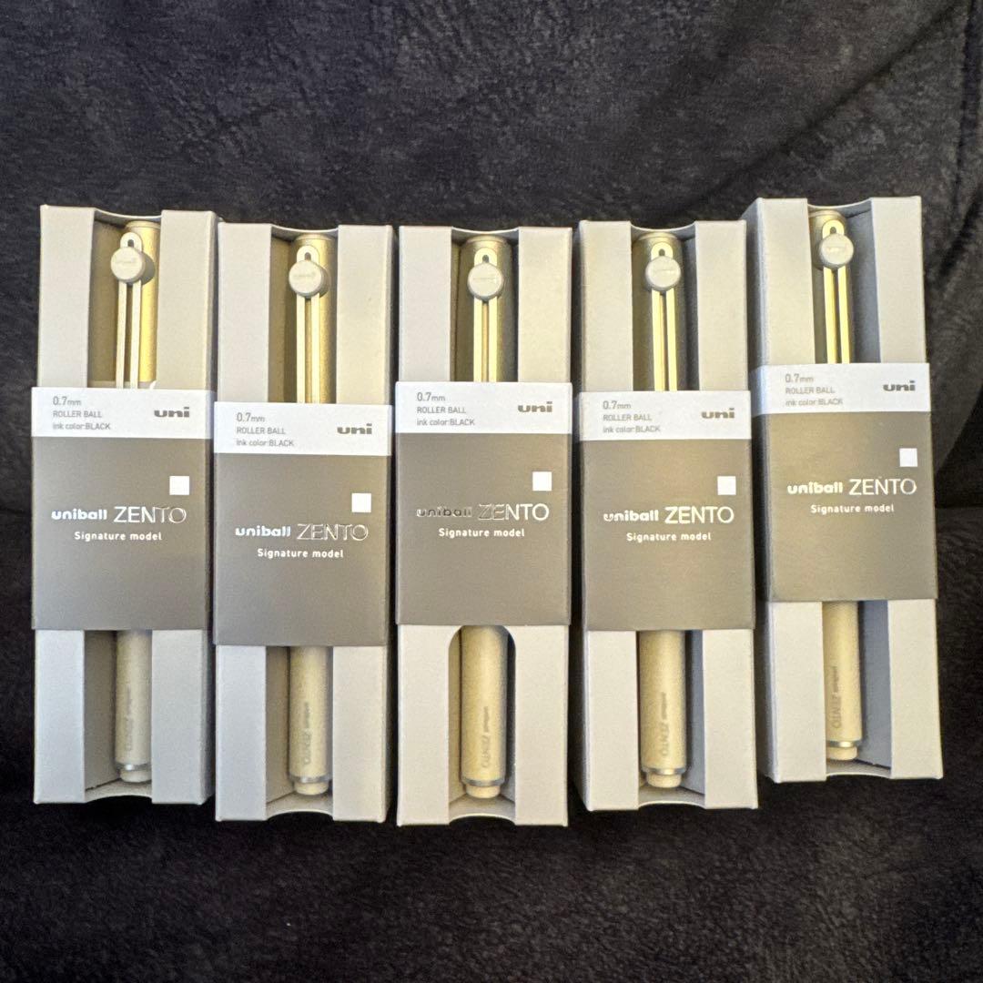 ユニボールZENT シグニチャーモデル　0.7 ゴールド
