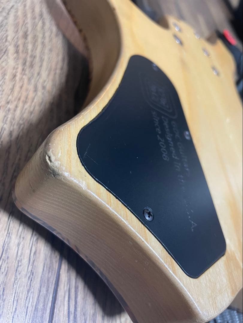 GOC illumina 8弦 ヘッドレス strandberg