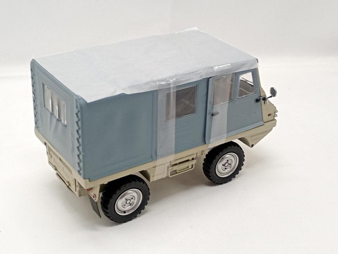 シュコー 1/18 シュタイアー プフ Haflinger 4x4 ベージュ