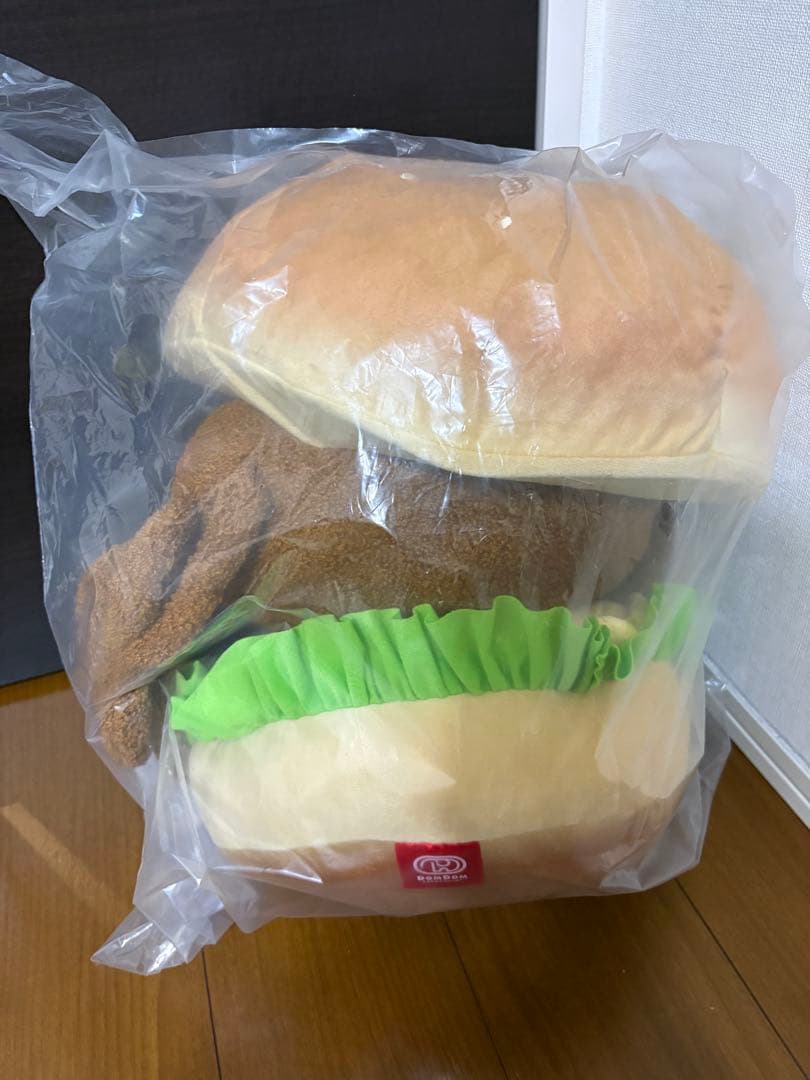 ドムドムハンバーガー　ドムドムバーガー　ラストハッピー