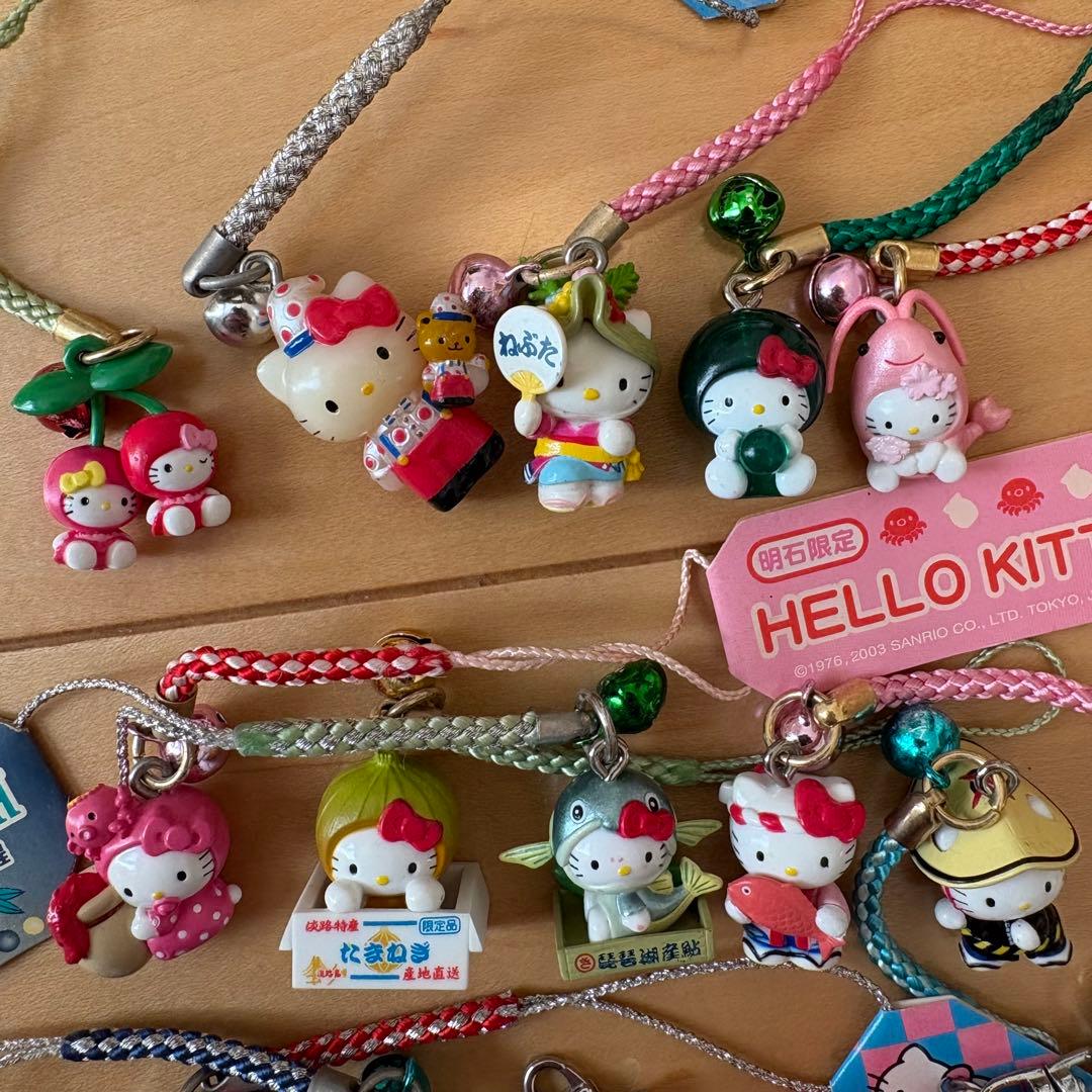 ご当地キティ ストラップ14個まとめ