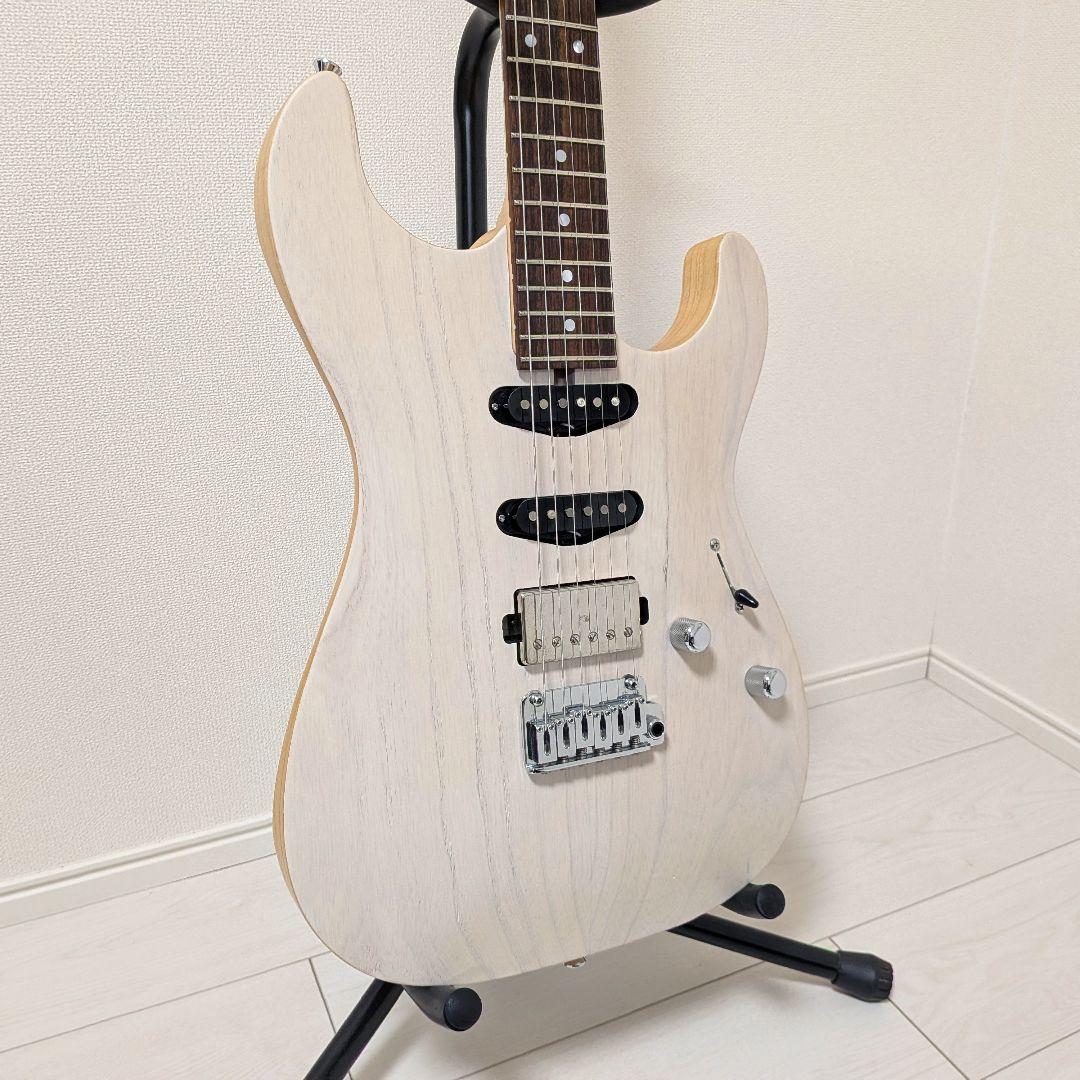 【送料無料】 Saito Guitars S-622 Trans White