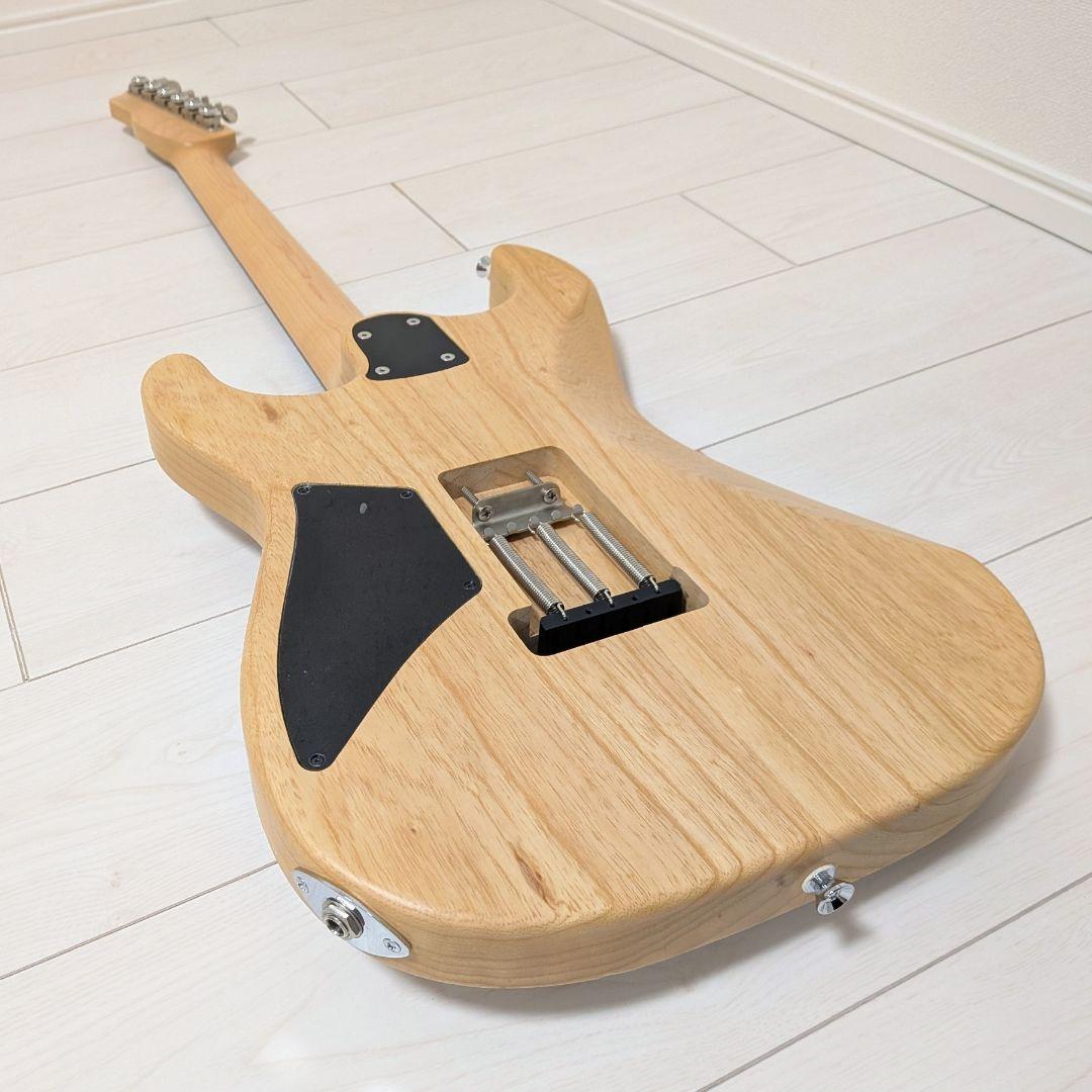 【送料無料】 Saito Guitars S-622 Trans White