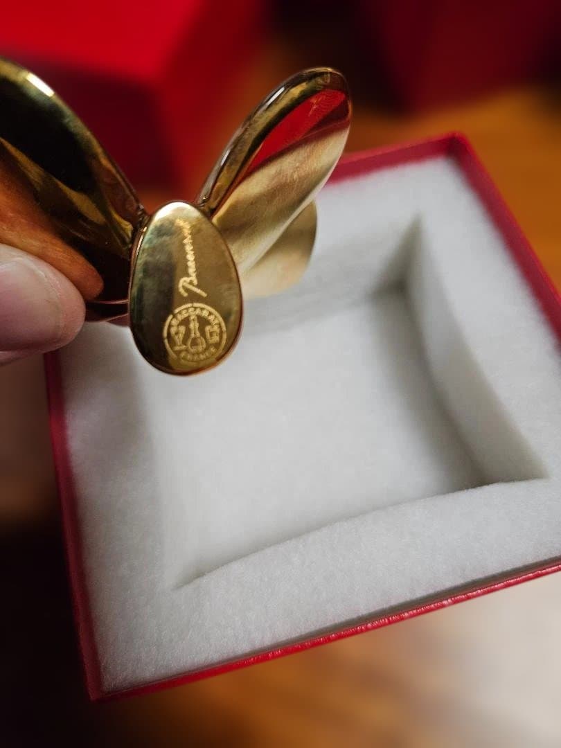 Baccarat クリスタル 蝶(金色)のオブジェ