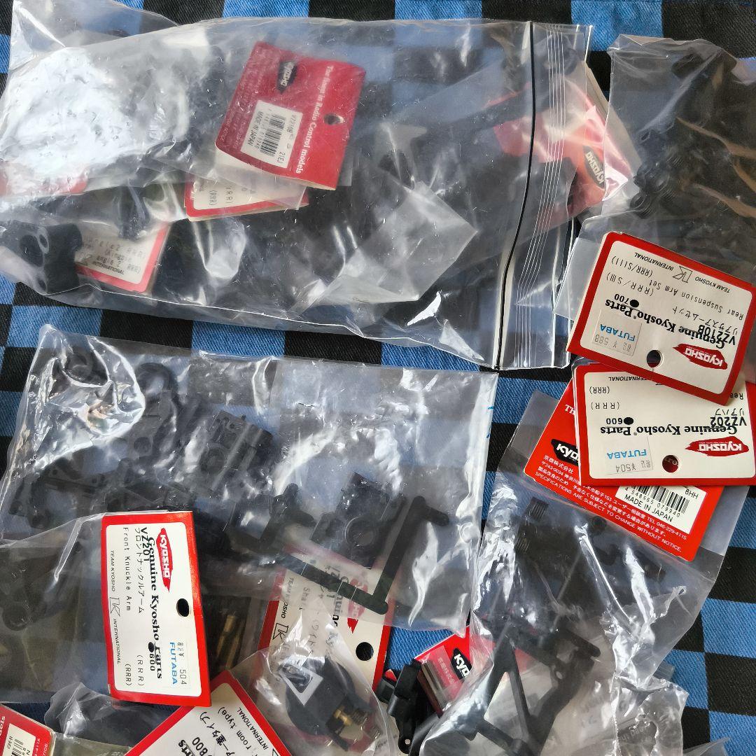 京商　V-One RRRエボ　エンジンカ―　コンバ−ジョン使用