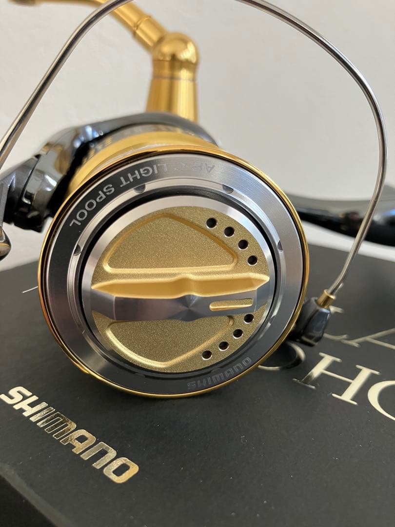 【極美品】SHIMANO STELLA C3000HG #10ステラ 2500