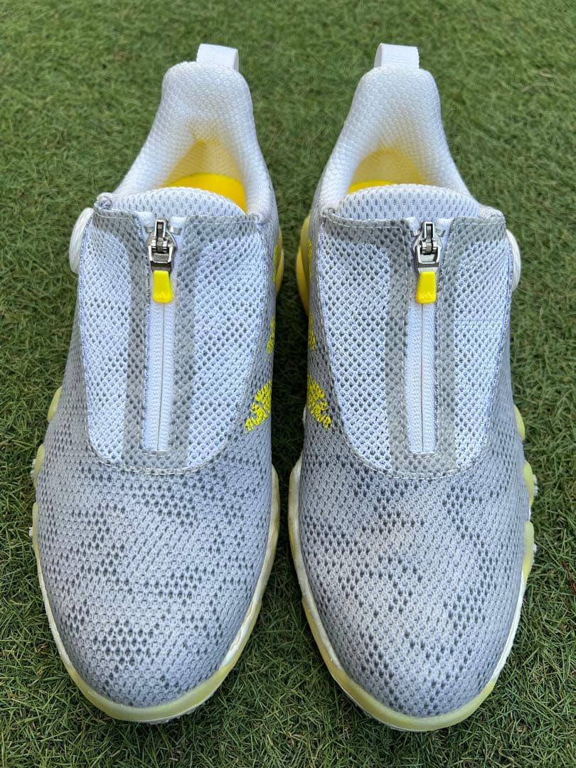 adidas レディースゴルフシューズ　23.5cm