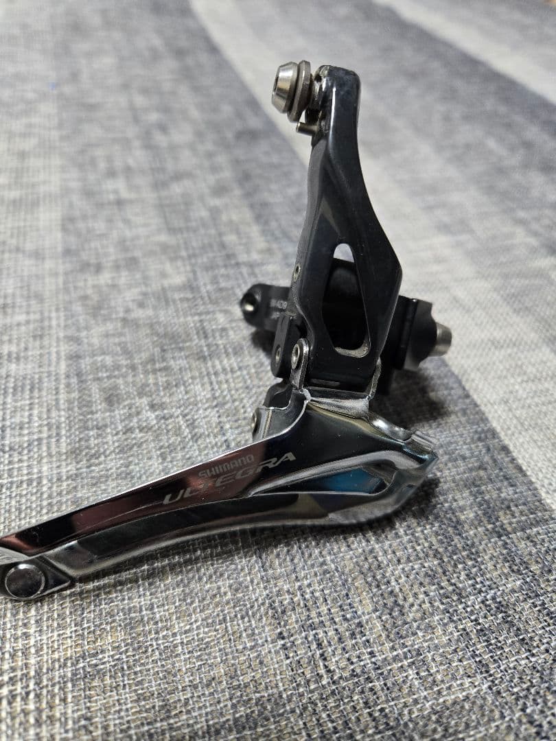 土日特別値下げ　シマノ ULTEGRA シフター・ディレイラーセットR6800