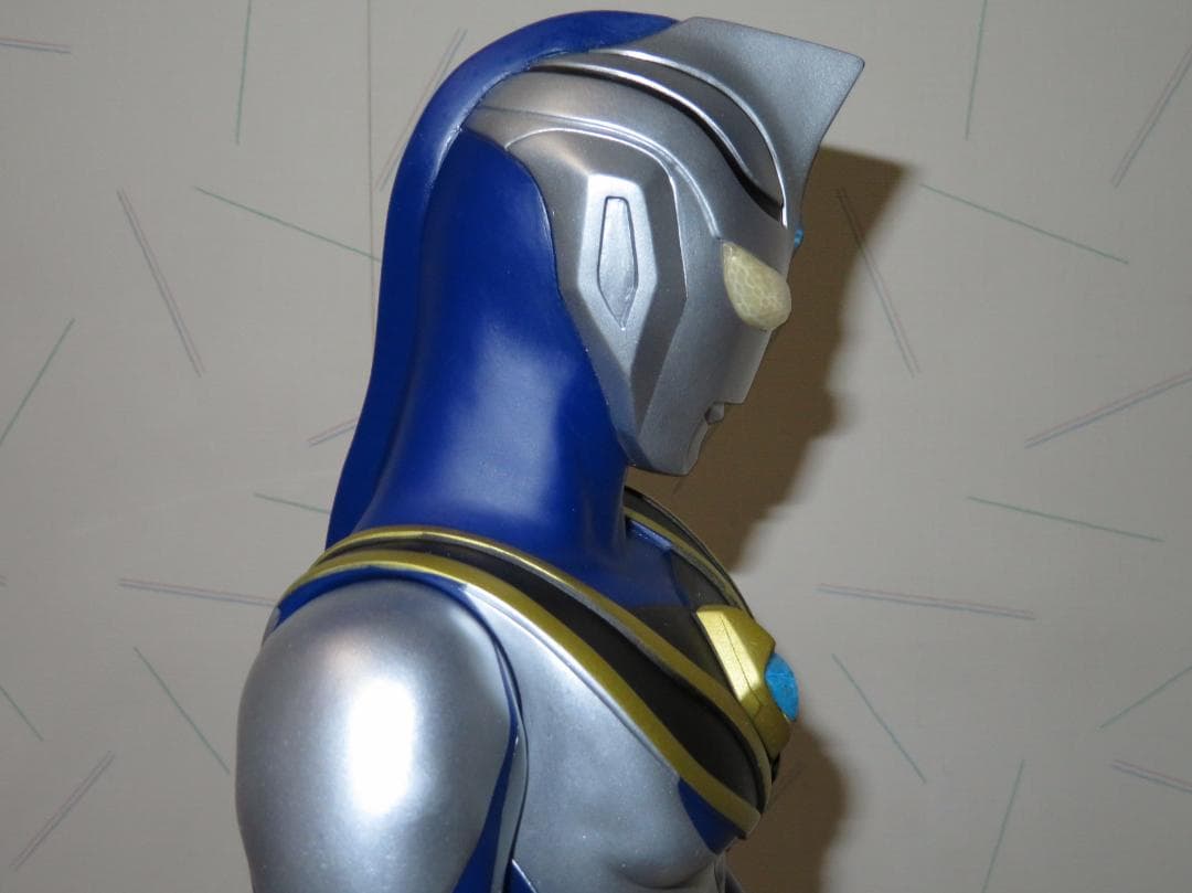 ウルトラマンアグル（Ｖ２）フィギュア　京本コレクション