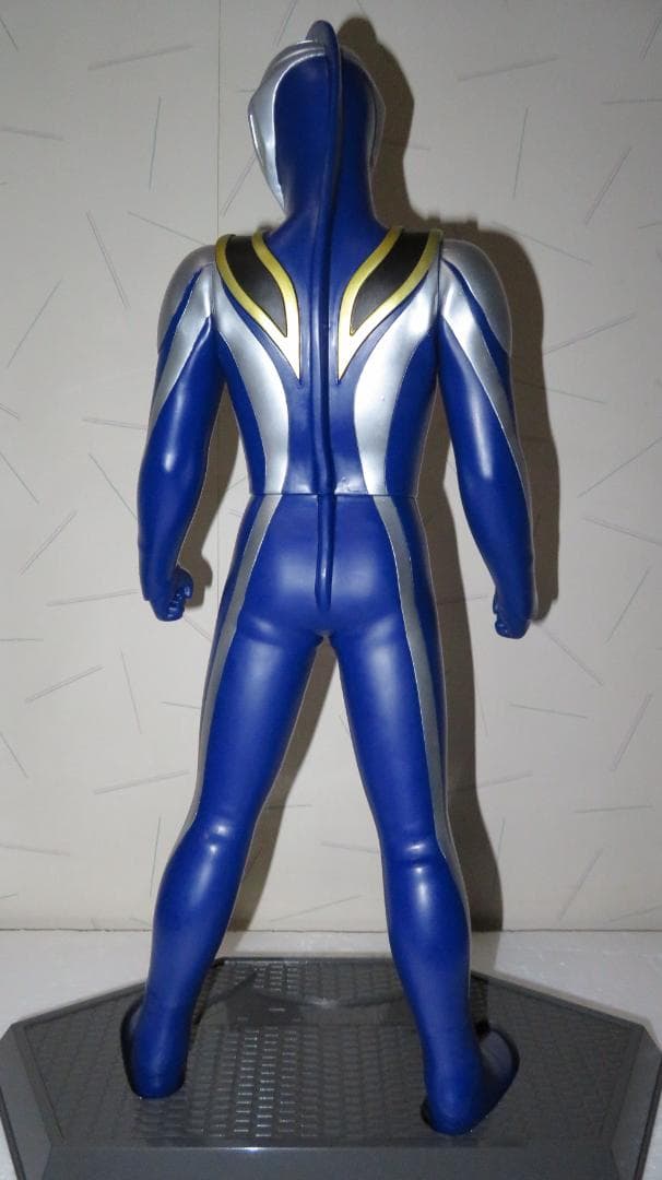 ウルトラマンアグル（Ｖ２）フィギュア　京本コレクション