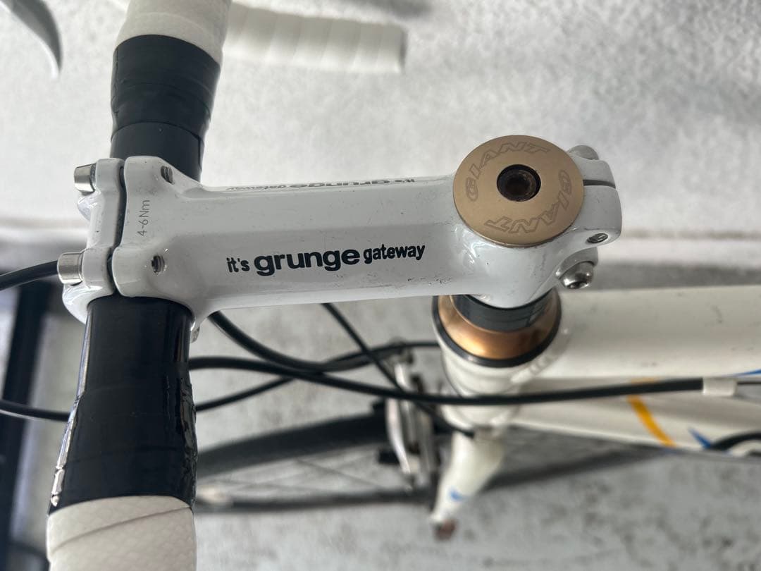 【全国送料込み】整備済みGIANTロードバイク@東京