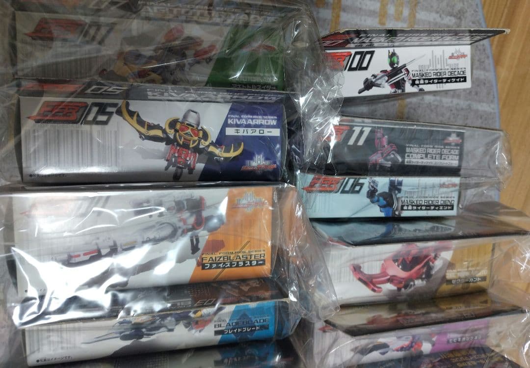 FFR　仮面ライダーディケイド　フィギュア　12種セット