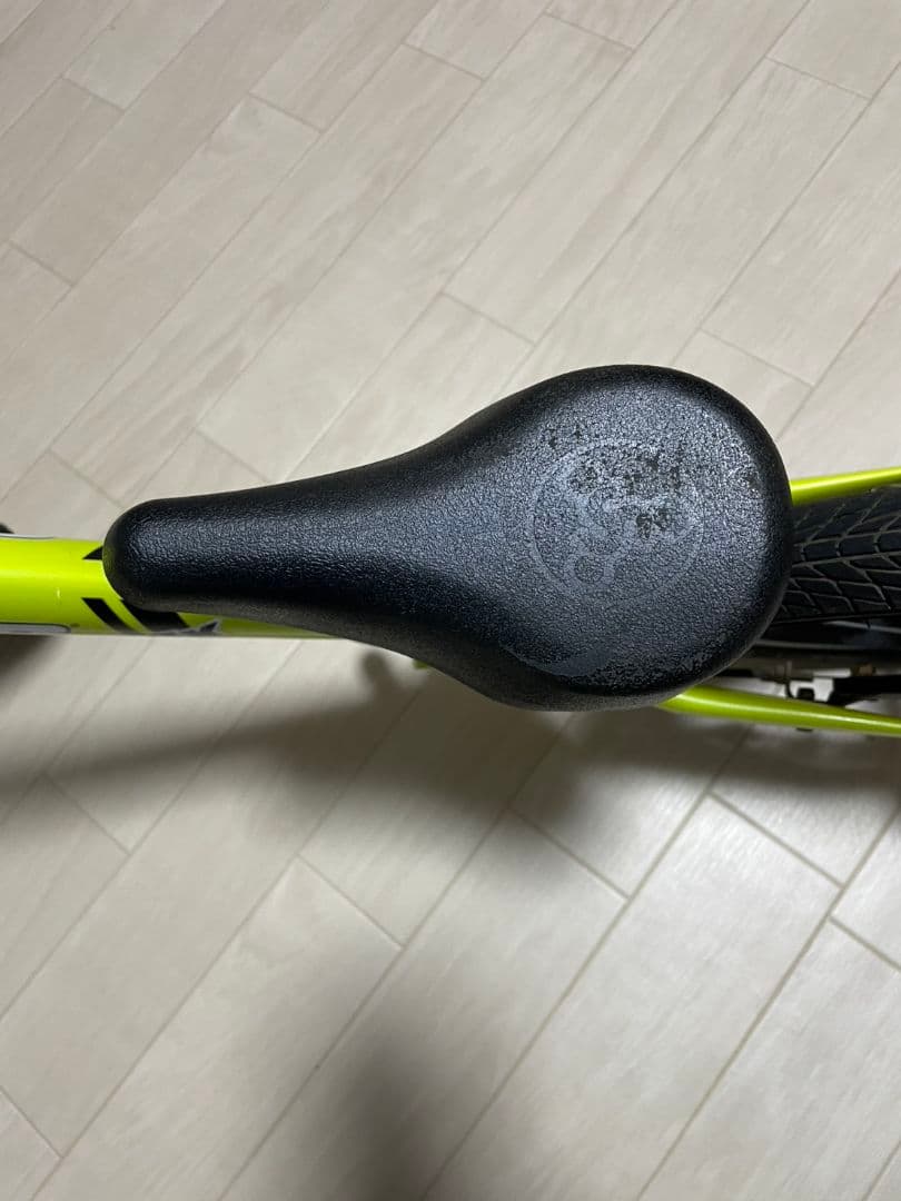 ストライダー 14x イエロー 14インチ ランニングバイク 自転車本体のみ