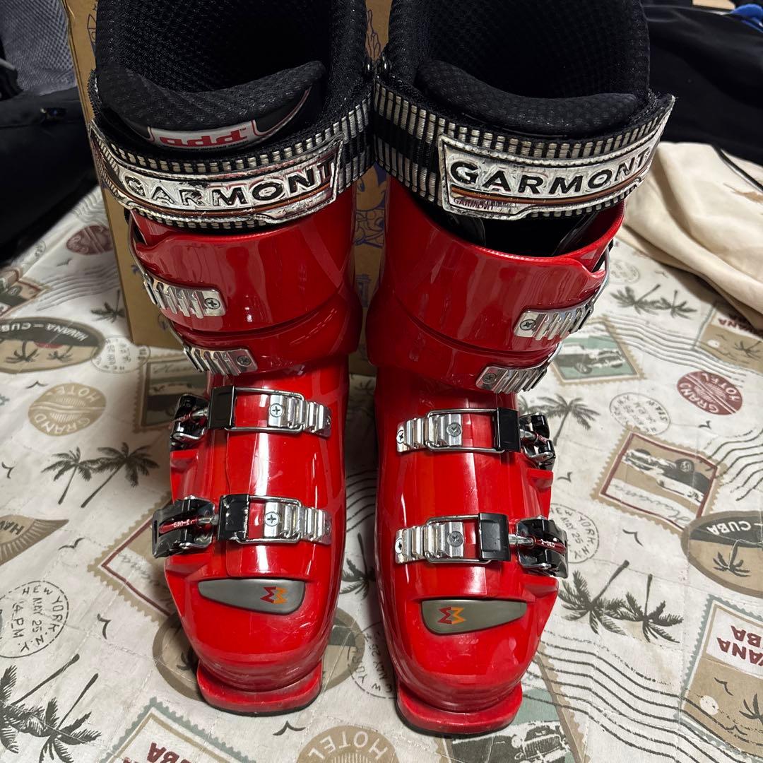 スキーブーツ　ガルモント