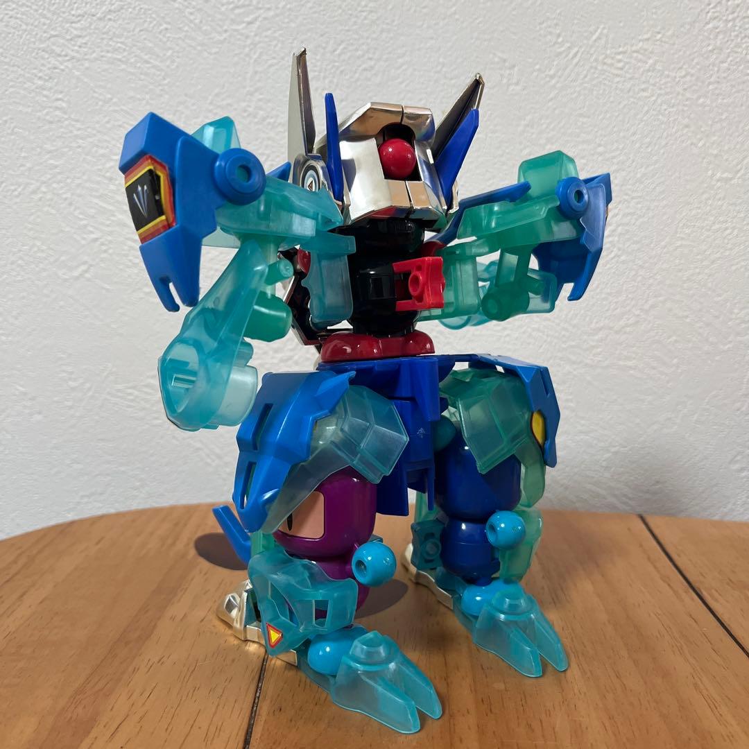 お*た様 ビーダマン？　3体合体ロボ