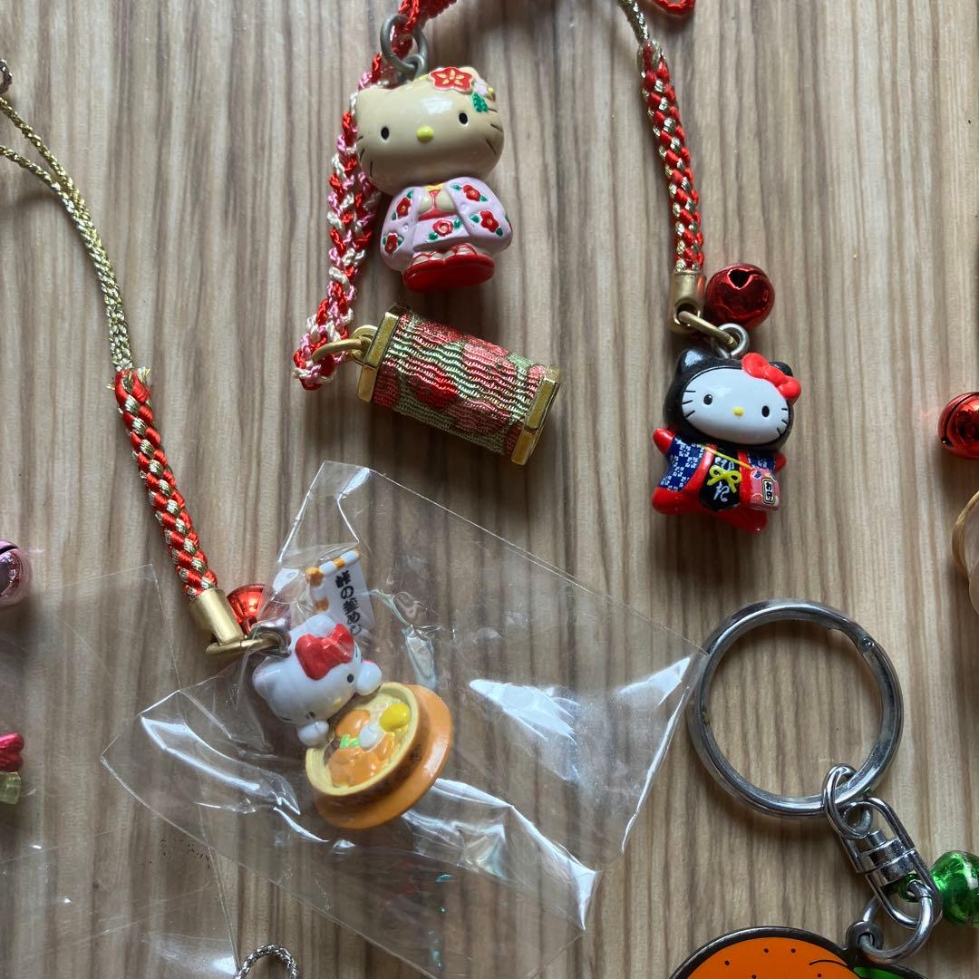 キティちゃん　ハローキティ　キーホルダー　ご当地　レア　生産終了