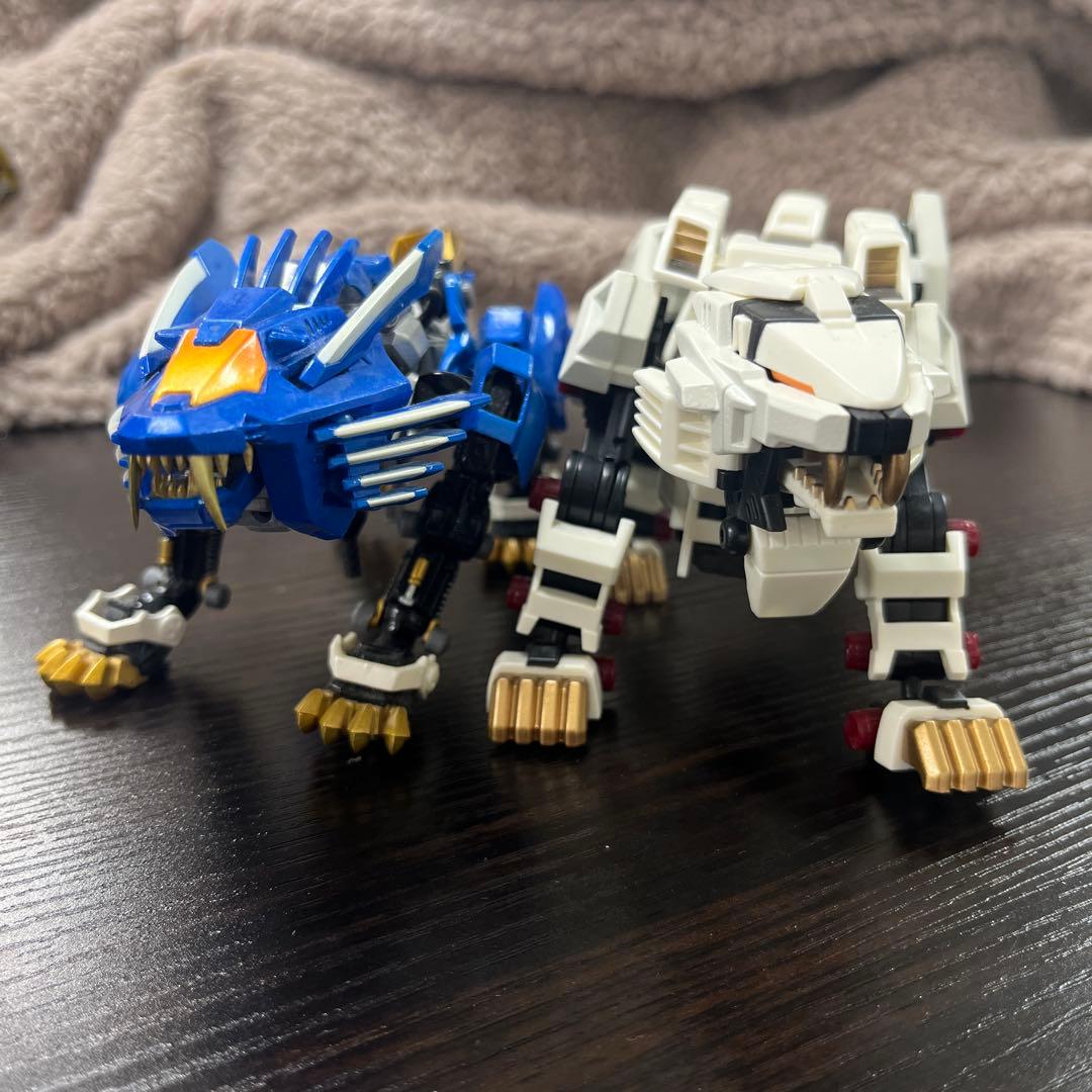 ゾイド　本体、パーツ