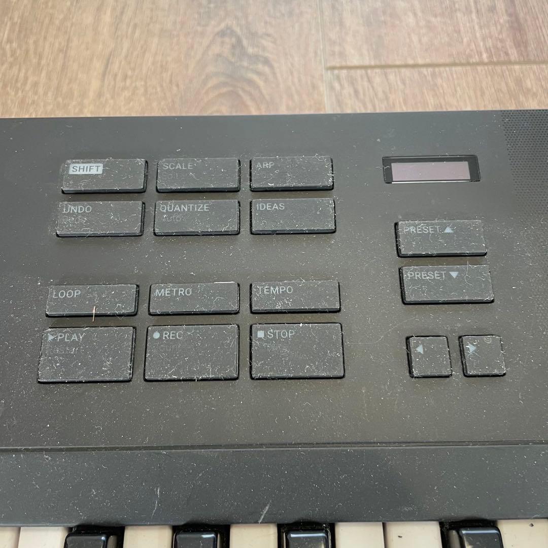 KOMPLETE A49 MIDIキーボード