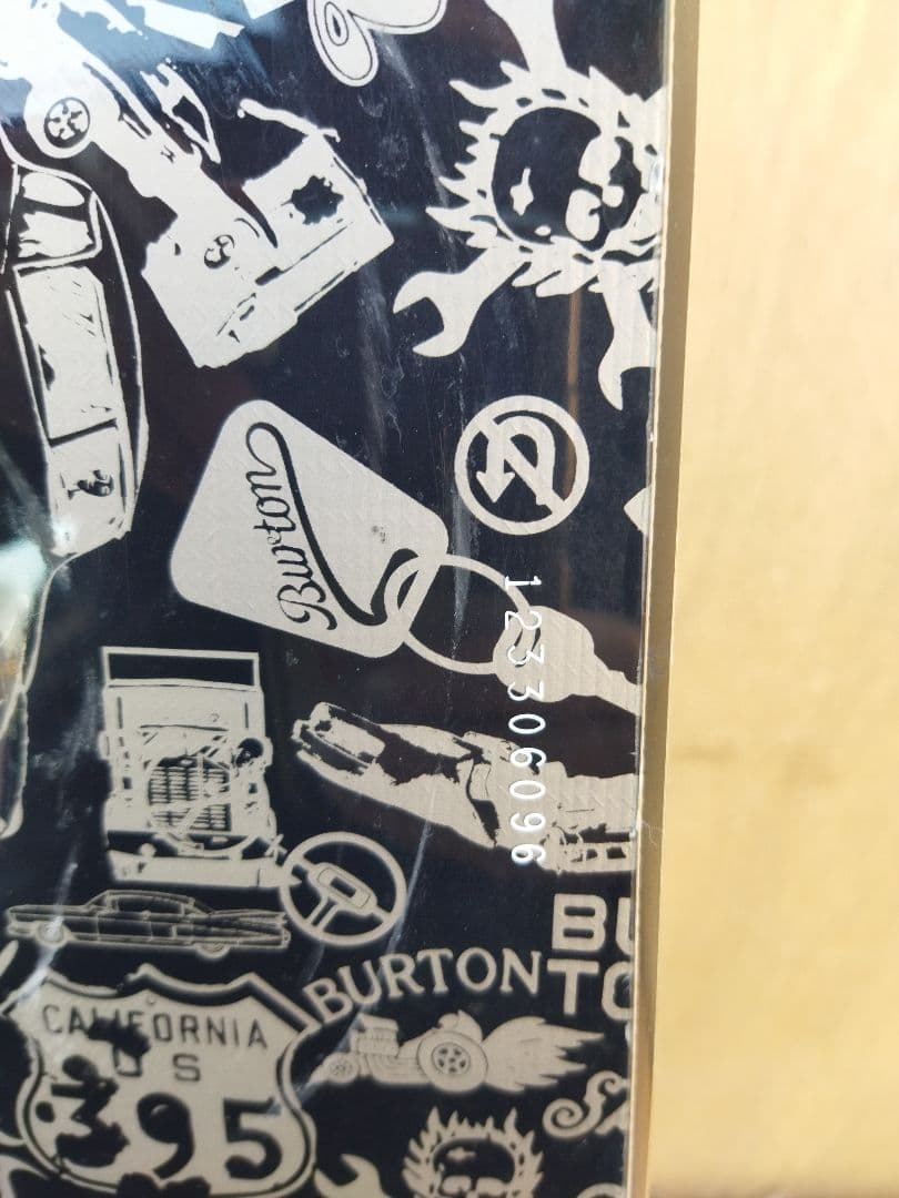 バートン　BURTON　CRASH 155 　スノーボード　板のみ　スノボー