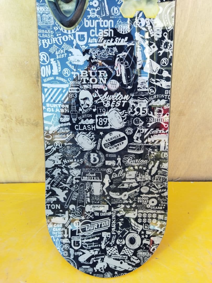 バートン　BURTON　CRASH 155 　スノーボード　板のみ　スノボー